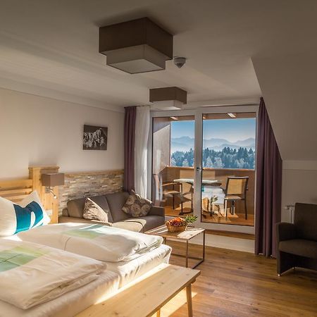 Hotel Christine Эйзенберг Экстерьер фото