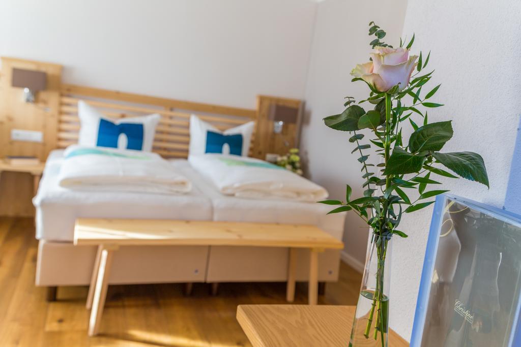 Hotel Christine Эйзенберг Экстерьер фото